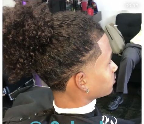 Low Taper With Tapered Hairline, Low Taper Long Hair Men, Low Taper Fade Long Curly Hair, Low Taper Fade With Braids, Low Taper Man Bun, Low Taper Curly Hair Long, Stud Line Up Haircut, Low Taper With Long Hair, Tapered Hairline Curly Hair