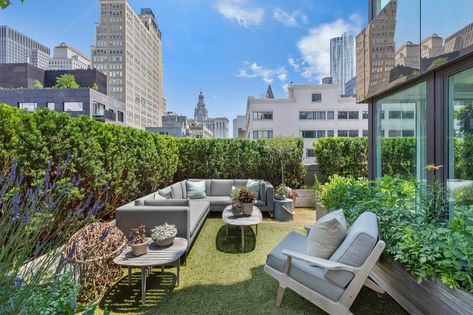 Penthouse Garden, Tribeca Penthouse, Deep Soaking Tub, Hudson Yards, Oversized Windows, Downtown Manhattan, Minimalism Interior, Roof Deck, West Village