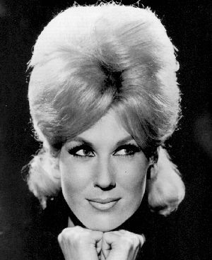 Dusty Springfield rocked a Blonde Wig and a Column Dress | Beehive Hairstyles, 1960s Hair, Dusty Springfield, 60s Hair, Beehive Hair, Patsy Cline, Bouffant Hair, Short Hair Updo, Trending Hairstyles