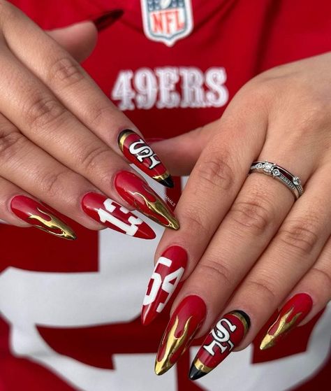 49ers Nails Designs San Francisco, Arizona Cardinals Nails, Nfl Nails Design, 49ers Nails Designs Nailart, Nfl Nail Designs, Chicago Nails Designs, 49er Tattoos For Women, Sf 49ers Nails, 49er Nails Designs