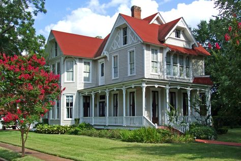 Red Roof House Colors, Wood Roof Shingles, Cedar Shingle Siding, Roofing Colors, Roof Shingle Colors, Red Roof House, Metal Roof Houses, Metal Roof Colors, Explore Texas