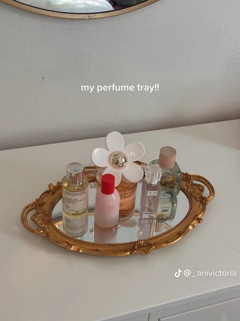 Dorm Inspo, Perfume Box, Perfume Tray, Perfume Collection, Room Organization, Smell Good, Perfume Bottles, Tray, Room Decor