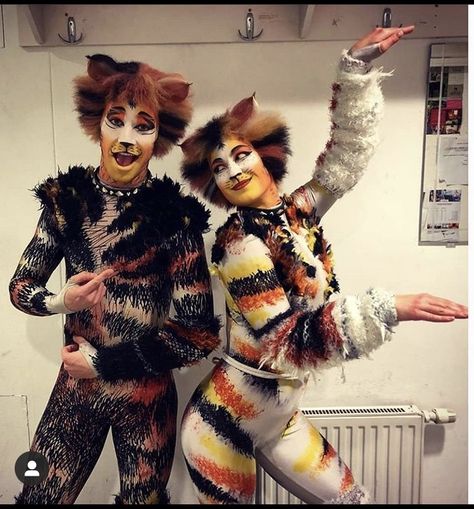 Mungojerrie And Rumpleteazer, Rumpleteazer Cats, Cats Character Design, Cats Poses, Jellicle Cats, Cats The Musical, Starlight Express, Dream Roles, Cats Musical