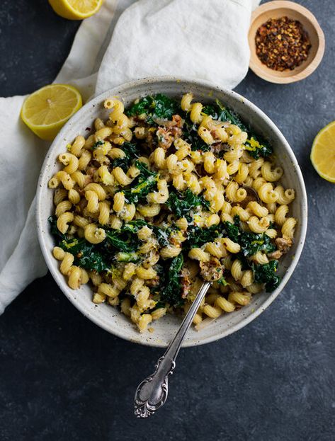 Bacon Pasta Recipes, Bacon Kale, Pasta With Bacon, Kale Pasta, Recipe Generator, Bacon Pasta, Vegan Dishes, Vegetable Side Dishes, Shallots