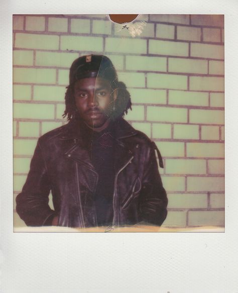 Dev Hynes. Dev Hynes Aesthetic, Dev Hynes, Dev Prayag, Devonte Hynes, Pvris Album Covers, Blood Orange Aesthetic Artist, The Pharcyde Album Cover, 2000s Rap Aesthetic, Blood Orange Artist