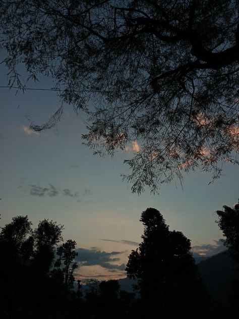 EVENING IN SIKKIM🫂💗 Romantic Evening Aesthetic, Dawn Pictures, Evening Aesthetic, Evening Pictures, Evening Time, Late Evening, Oc Challenge, Early Evening, Twelfth Night