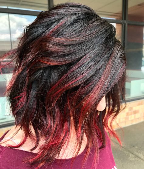 Red And Black Bob, Black Hair Burgundy Highlights, Black And Red Balayage, Dark Hair Red Highlights, Brown Bob Hair, Edgy Hair Color, Black Red Hair, Balayage Bob, Red Balayage