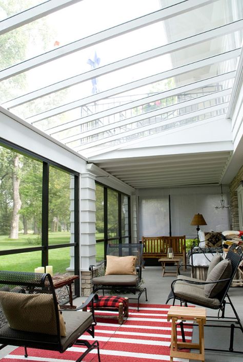 60 Most sensational sunroom design inspirations Glass Roofs, Enclosed Patio Ideas, Traditional Porch, Balkon Decor, Sunroom Decorating, Enclosed Porches, Sunroom Designs, Enclosed Patio, Patio Diy