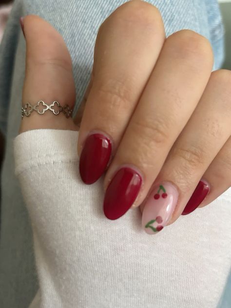 Gel Nails Cherry, Cherry Red Nails Short, Cherry Nail Ideas, Cherry Nails Acrylic, Nails With Cherries, Cherries Nails, Nails Cherry, Strawberry Nail Art, Cherry Nail Art