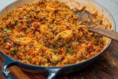 Shrimp Perloo Recipe with Chicken - Fit Men Cook Chicken Perloo Recipe, Seafood Perloo, Chicken Perlo Rice, Shrimp Perloo Recipe, Perloo Recipe, Chicken Perloo, Recipe With Chicken, Fit Men Cook, Chicken And Rice Dishes