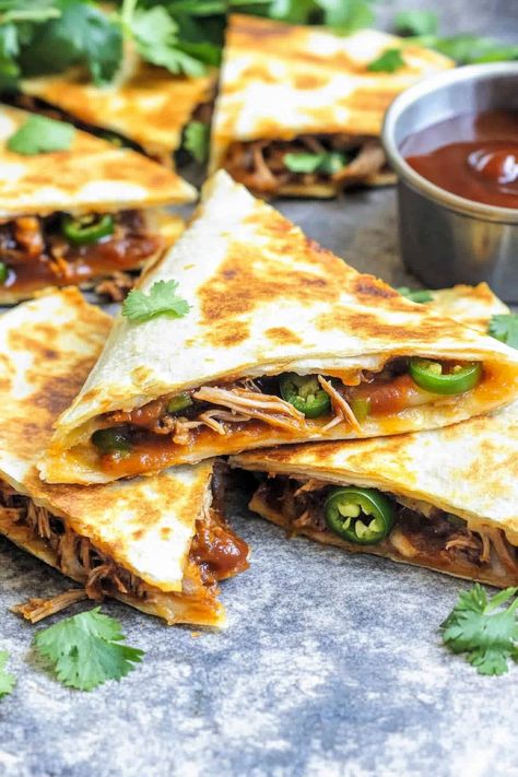 Quick Pulled Pork Quesadilla Pulled Pork Quesadilla Recipes, Pork Quesadilla Recipes, Quick Pulled Pork, Pulled Pork Taquitos, Pork Quesadilla, Pulled Pork Quesadilla, Spicy Pulled Pork, Cheese Alternative, Pulled Pork Leftovers