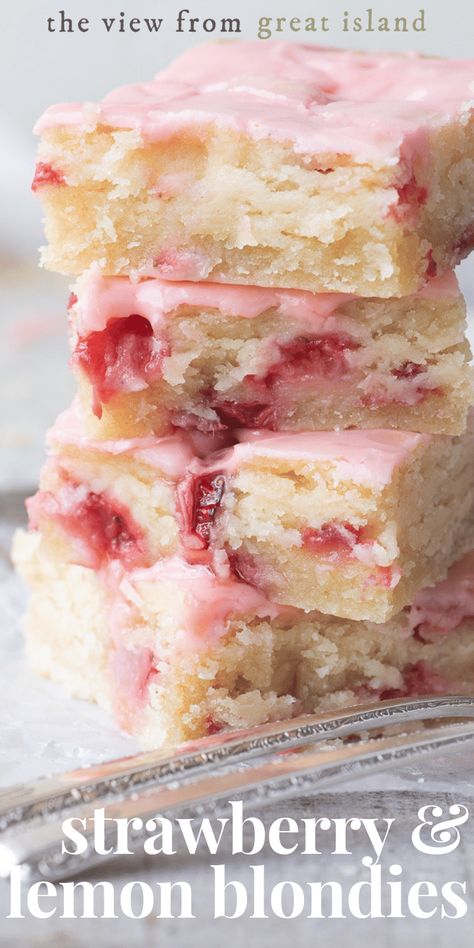 Strawberry Lemon Blondies, Easy Strawberry Dessert, Lemon Blondies, Easy Strawberry Desserts, Tiramisu Cupcakes, Smores Dessert, Bbq Desserts, Kek Lapis, Diy Dessert