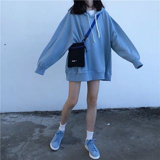 Plain Oversized Hoodie only at $22 ✨Available in 6 colours 🤭 which colour would you choose? 💞 Korean Hoodie Outfit, Hoodie Outfit Aesthetic, Oversized Hoodie Outfit, Korean Hoodie, Latina Outfit, Outfit Ideas For Church, Outfit Korean, Oversized Outfit, Outfit Ideas Summer