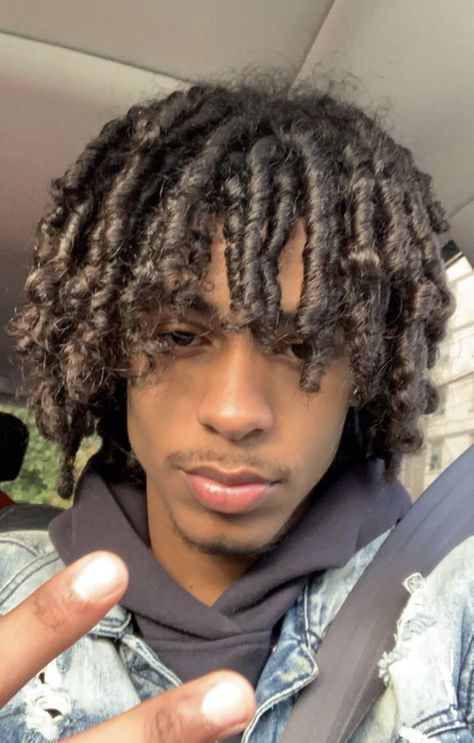 Dreadlocks Hair Care, Mens Twists Hairstyles, Taper Fade Curly Hair, Cute Dreads, Dreadlock Hairstyles For Men, Light Skin Men, Black Men Hairstyles, Mens Braids Hairstyles, Mens Braids