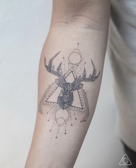 Realistic Deer Tattoo, Deer Tattoo Meaning, Stag Tattoo Design, Animal Tattoo Meanings, Fawn Tattoo, Deer Tattoo Designs, Stag Tattoo, Tattoo Meanings, Bull Tattoos