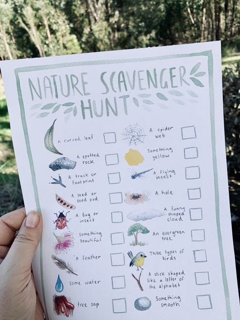 Outdoor Scavenger Hunt Clues, Nature Scavenger Hunt Printable, Nature Walk Scavenger Hunt, Camping Scavenger Hunts, Scavenger Hunt Riddles, Nature Scavenger Hunt, Outdoor Learning Activities, Scavenger Hunt Printable, Nature Hunt