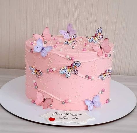 Butterfly Baby Shower Cake, Birthday Drip Cake, Butterfly Birthday Cakes, 3rd Birthday Cakes, Spring Cake, Beautiful Birthday Cakes, Butterfly Cakes, Pretty Birthday Cakes, Cute Birthday Cakes