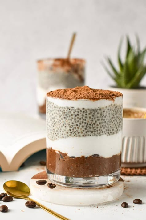 Tiramisu Chia Pudding, Chia Seed Pudding Recipes, Vanilla Chia Seed Pudding, Overnight Chia Pudding, Vanilla Chia Pudding, Chia Seed Recipes Pudding, Chocolate Chia Pudding, Healthy Food Menu, Healthy Breakfast Ideas