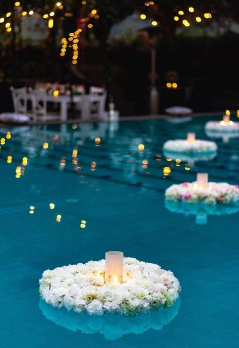 Backyard Wedding Pool, Wedding Pool Party Decorations, Pool Wedding Decorations, Pretty Pool, Wedding Pool Party, Pool Wedding, Outdoor Party Lighting, Outdoor Dinner Parties, Poolside Party