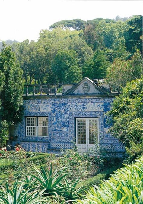 A House of Tiles-beautiful Portuguese house, covered in a gaudy array of azulejos (traditional Portuguese tiles) Blue And White Tiles, Portuguese Tile, Portuguese Tiles, Casa Exterior, White Tiles, Painting Tile, Beautiful Buildings, My Dream Home, Future House