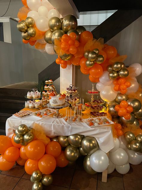 Orange And Gold Table Decor, Orange Gold And White Birthday Party, Orange And Brown Party Decorations, Orange 50th Birthday Party, 50th Birthday Ideas For Women Orange, Orange And Gold Birthday Party, Yellow Orange Party Decor, Orange And White Birthday Decorations, Orange And Gold Balloons