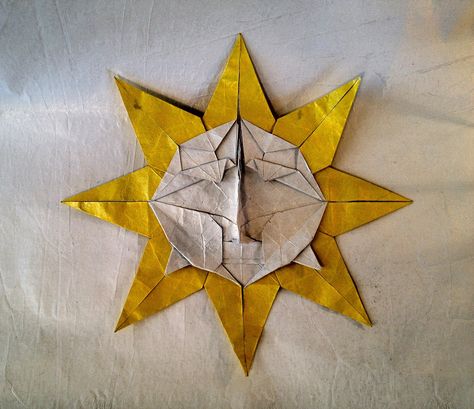 Origami Sun friesen folding Paper Folding, Paper Lamp, Origami, Novelty Lamp, Diy Projects, Paper Crafts, Design