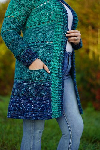 Beautiful Crochet Cardigan Patterns Free Crochet Easy Cardigan, Cardigan Crochet Pattern Free, Granny Stitch Cardigan, Blanket Cardigan Pattern, Chunky Yarn Crochet Pattern, Spotlight Design, Crochet Blouse Free Pattern, Crochet Apparel, Cardigan Sweater Pattern