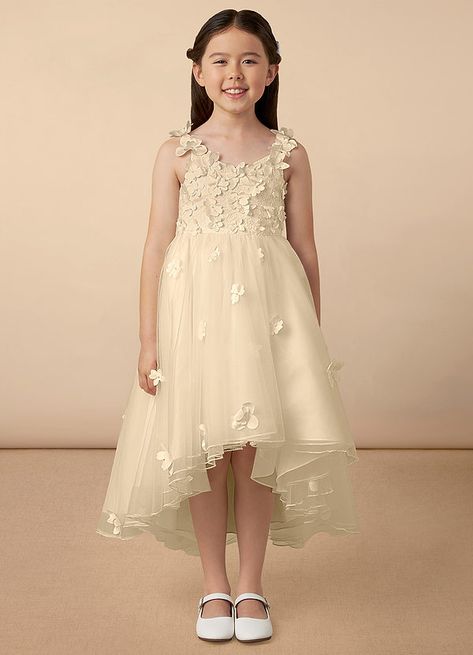 Your flower girl will look pretty like a princess in Ceres, our floral tulle Ball-Gown dress. She features a lace bodice and straps adorned with 3D flowers, a frilly tulle high-low skirt, and a beautiful matte satin bow at the back. Fairy Garden Wedding, Unique Flower Girl Dresses, Champagne Ball Gown, Champagne Flower Girl, Garden Wedding Theme, Flower Girl Dresses Champagne, Flower Girls Dresses, Wedding Green, Tulle Flower Girl