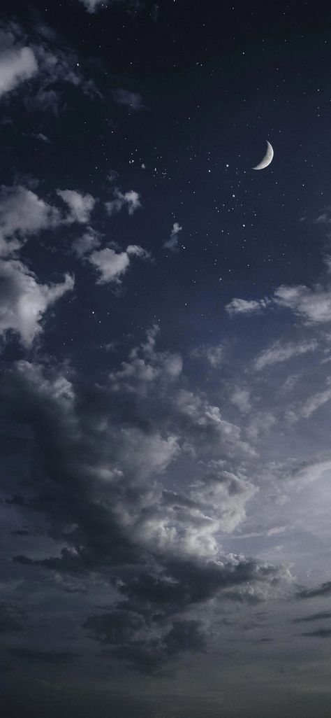 Night Sky Wallpaper, Cloud Wallpaper, Night Scenery, Pretty Landscapes, Moon Photography, Aesthetic Desktop Wallpaper, Pretty Sky, Simple Wallpapers, Free Hd Wallpapers