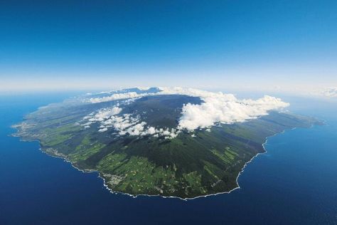 Interesting Place, Reunion Island, Active Volcano, Remote Island, Black Sand Beach, My Travel, Travel List, Holiday Packaging, Island Beach