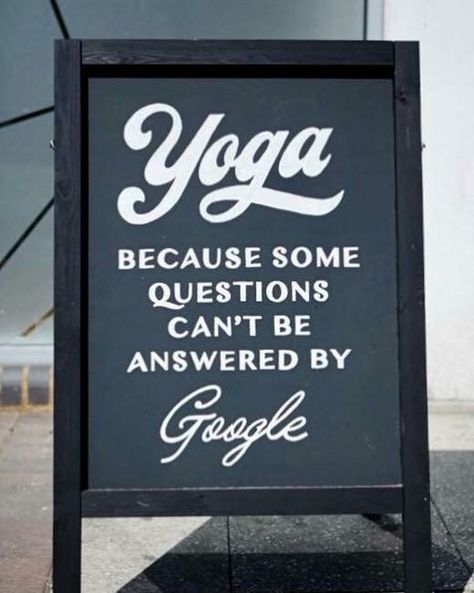 Happy Friday yogis 💜✌🏻 Yoga Day Quotes, Yoga Inspiration Photos, Yoga Quotes Funny, Yoga Mats Best, Quotes Humor, International Yoga Day, Namaste Yoga, Yoga Day, Day Quotes