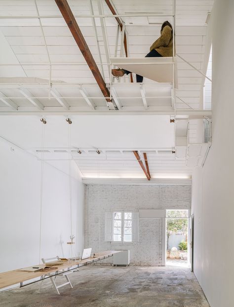 Gallery of Artist Residence / Pía Mendaro - 2 Attached House, Artist Residence, Studios Architecture, Row House, House Built, Contemporary Architecture, White Walls, Ground Floor, Interior Spaces