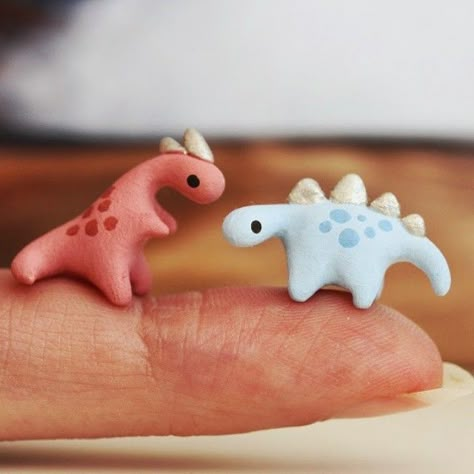 still available! :) http://www.etsy.com/listing/199404700/firefly-tiny-dinosaurs-miniature #tiny #dinosaur #miniature #firefly #etsy #sculpture #kawaii Tiny Cute Things, Clay Figurines Sculpture, Cute Tiny Clay Things, Tiny Clay Things Easy, Mini Clay Creations, Tiny Ceramics Ideas, Tiny Clay Figures, Tiny Sculptures Ideas, Cute Mini Clay Sculptures