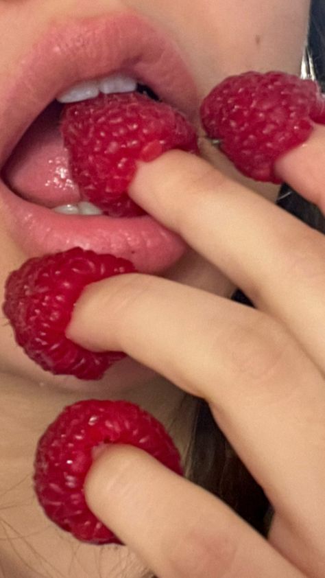 Raspberries On Fingers, Red Couch Photoshoot, Brat Photoshoot, Monika Aesthetic, Raspberry Aesthetic, Couch Photoshoot, Food Chemistry, Cherry Syrup, Red Couch