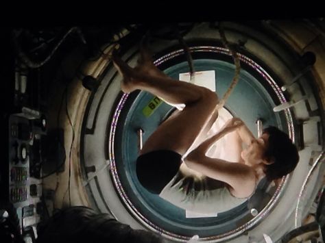 Sandra Bullock Gravity Film, Gravity Movie, Gravity 2013, Robert Shaw, Beautiful Cinematography, Beau Film, Django Unchained, Movie Screenshots, The Truman Show