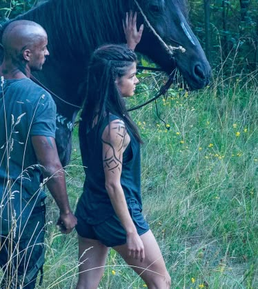 The 100 - Octavia concept tattoo Sleeve Tattoos Polynesian, The 100 Grounders, Arabella Drummond, Lincoln The 100, Tattoo Men Sleeve, Tattoo Full Sleeve, Tattoos Polynesian, Concept Tattoo, Ricky Whittle