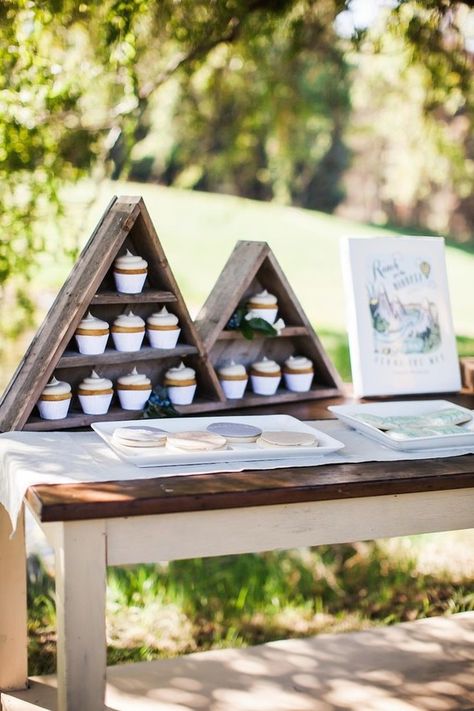 Mountain Themed Baby Shower Ideas, Baby Shower Boy Cupcakes, Adventure Baby Shower Boy, Mountain Baby Shower Theme, Adventure Baby Shower Theme, Boy Cupcakes, Themed Baby Shower Ideas, Adventure Awaits Baby Shower, Cupcakes For Boys