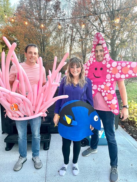 Anemone Costume Diy, Sea Creature Dress Up, Nemo Characters Costumes, Starfish Halloween Costume, Under The Sea Theme Halloween Costumes, Pufferfish Costume Diy, Ocean Animal Halloween Costumes, Homemade Fish Costume, Easy Fish Costume