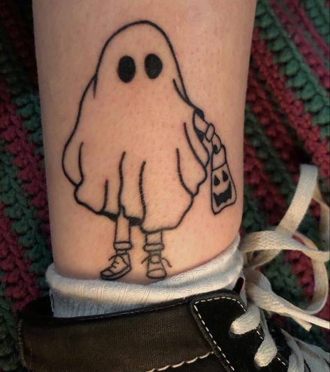 tattoo, ghost, ghost tattoo, sneakers, vans, crochet blanket, halloween, spooky, spooky tattoo, halloween tattoo, photography, aesthetic Ghost With Shoes Tattoo, Ghost Holding Pumpkin Tattoo, Ghost With Plant Tattoo, Tattooed Ghost Tattoo, Spooky Tattoos Ghost, Tattoo Ghost, Tattoo Halloween, Spooky Spooky, Blanket Halloween