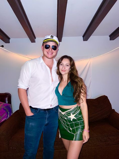 #halloween #couplehalloweencostumes #mermaid #sailor #halloweencostume #halloweenideas #halloweencostumeswomen Sailor And Siren Costume, Siren And Sailor Halloween Costume, Mermaid And Sailor Costume Couple, Siren And Sailor Costume, Mermaid Sailor Costume, Mermaid And Sailor Costume, Mermaid And Sailor, Couples Costumes Mermaid And Sailor, Haloween Sailor Costume