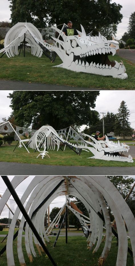 Spooky Outside Decor, Diy Oversized Halloween Decorations, Dragon Halloween Decorations, Dinosaur Halloween Decorations, Yard Monsters, Dragon Party Decor, Halloween Backyard, Massive Dragon, Dragon Decorations