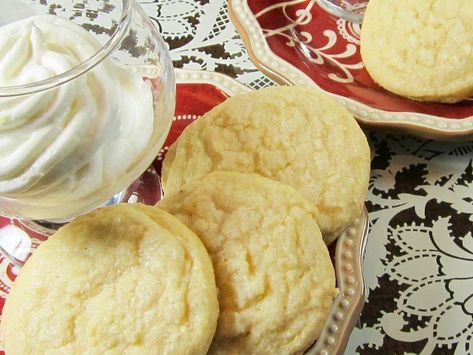 Vanilla Wafer Cake, Vanilla Wafer Cookies, Vanilla Wafer, 5 Ingredient Dinners, Nilla Wafers, Wafer Cookies, Classic Cake, Vanilla Wafers, Retro Recipes