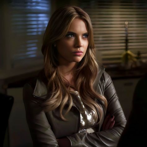 Hanna Marin Icons, Hanna Pll, Marin Icon, Pll Cast, Hanna Marin, Ashley Benson, Elena Gilbert, Ghost Stories, Pretty Little Liars