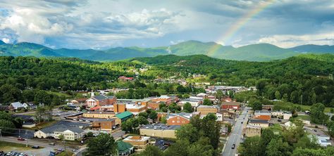 Franklin North Carolina, Franklin Nc, Food And Culture, North Carolina Travel, Fish Tales, North Carolina Homes, Appalachian Trail, Mountain Home, Scottish Highlands