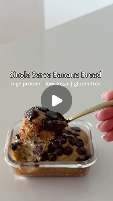 Kelsey Rose on Instagram: "5 INGREDIENT BANANA BREAD 🍌🍫 — high protein snack size just for YOU! 

Chances are you have ripened bananas sitting on the counter that you NEED to use!! Am I right!? Well, put them to good use and try this single serve delicious banana bread recipe you can whip up in under 5 minutes!!

If you don’t want to make a whole loaf, this recipe is definitely for you! I also added a scoop of protein powder to make it a satiating snack OR have for breakfast with some coconut yogurt and fruit. YUM!! 😋 

High protein, dairy-free, gluten-free, low-sugar.

INGREDIENTS:
+ 1 banana 
+ 1 egg
+ 3 tbsp almond milk 
+ 1/3 cup oat flour (gluten-free)
+ and scoop protein powder 
+ optional: chopped walnuts or nuts of your choice, baking soda 

INSTRUCTIONS:
1.) spray or line your Single Serve Protein Banana Bread, Banana Bread Protein Powder, Satiating Snacks, 5 Ingredient Banana Bread, Single Serve Banana Bread, Protein Plan, Healthiest Protein Powder, Sugar Free Banana Bread, Banana Recipes Overripe