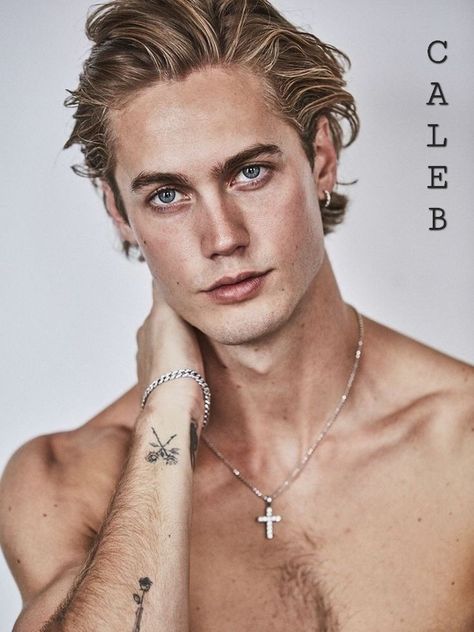 Neels Visser, Blonde Guys, Male Face, Male Models, Character Inspiration, Mens Hairstyles, Pretty People, Beautiful People, How To Look Better