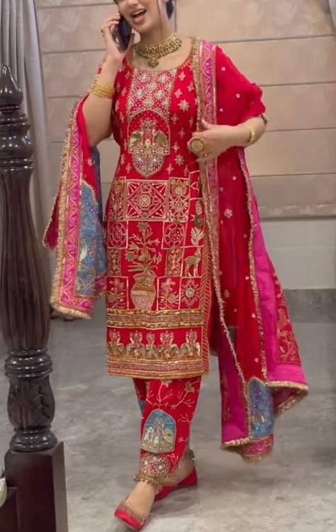 Indian Bridal Suits Punjabi, Punjabi Wedding Suit Bridal, Punjabi Bridal Suit, Punjabi Fashion Suits Boutiques, Punjabi Wedding Suit, Bridal Suits Punjabi, Designer Suits For Wedding, Suit Punjabi, Bridal Suits