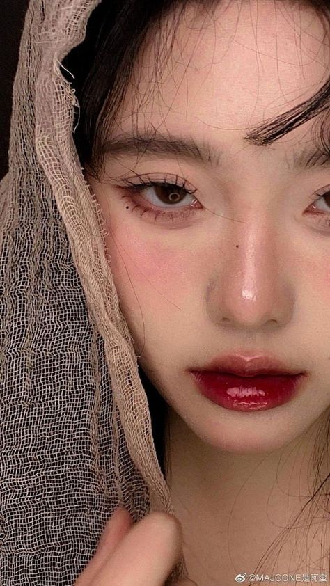 Asian Makeup Looks, Mekap Mata, Red Lipstick Makeup, Douyin Makeup, Ulzzang Makeup, Smink Inspiration, Ethereal Makeup, Cute Makeup Looks, Asian Eye Makeup