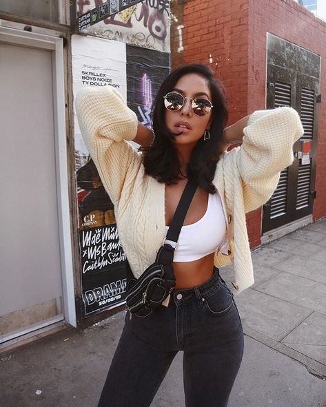 𝓨𝓪𝓼𝓶𝓲𝓷𝓮 𝓒𝓱𝓪𝓷𝓮𝓵 🏹 (@yasminechanel) • Instagram photos and videos Cooler Look, New Yorker, Cute Casual Outfits, Daily Outfits, Simple Outfits, Spring Summer Fashion, Everyday Outfits, Fashion Inspo Outfits, Spring Outfits