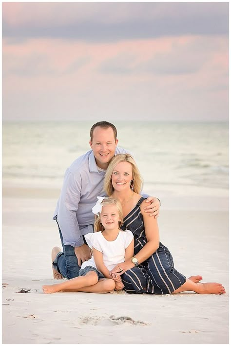 Family Photoshoot In Beach, Beach Poses Family Of 3, Family Picture Poses For 3 Beach, Beach Photography Family Poses, Family Of Three Beach Pictures, Beach Family Photos With Grandparents, Family Portrait Poses Beach, Beach Photoshoot Ideas Family Of 3, Family Photo At Beach